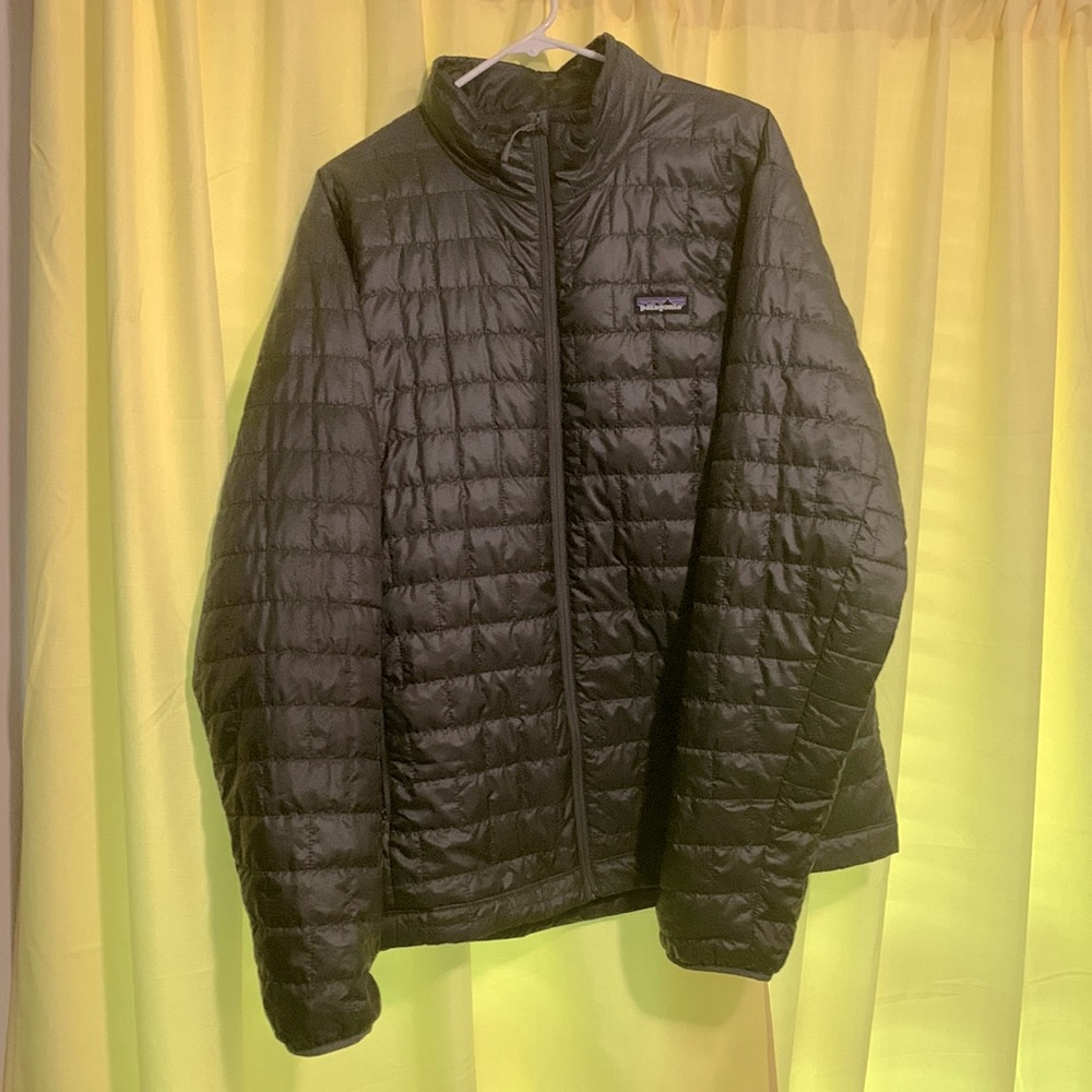 Patagonia Men's Nano Puff® Jacket. Size XL. Forge Grey